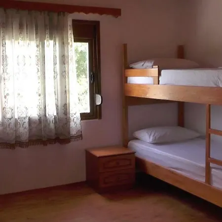 Guest house Vila Cipa Pilur